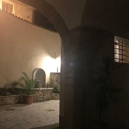 Le Prigioni Del Palazzo 住宿加早餐酒店 索拉